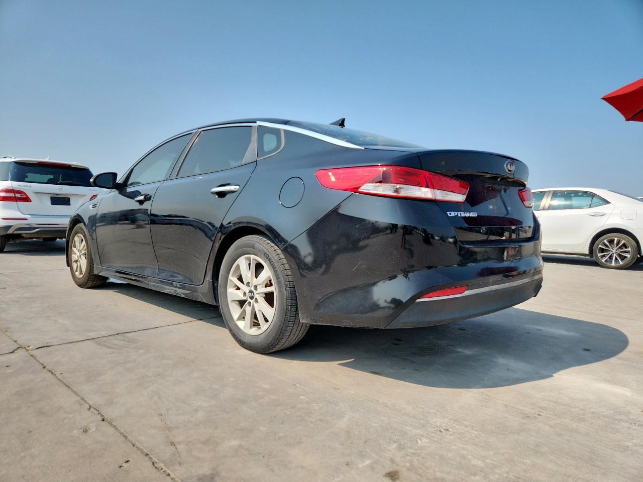 2018 Kia Optima Lx - Image 2