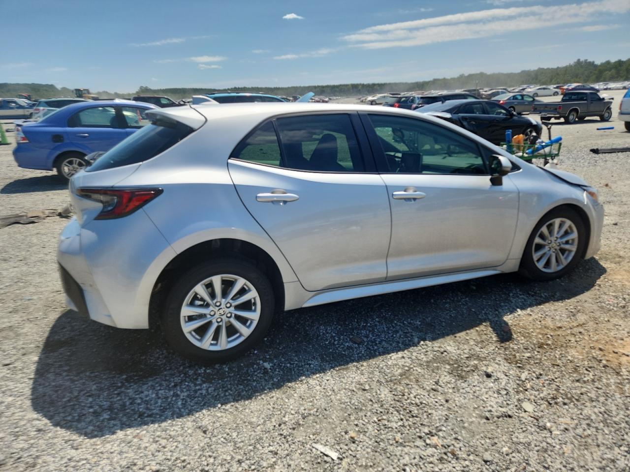 2025 Toyota Corolla Hatchback Se - Фото 3