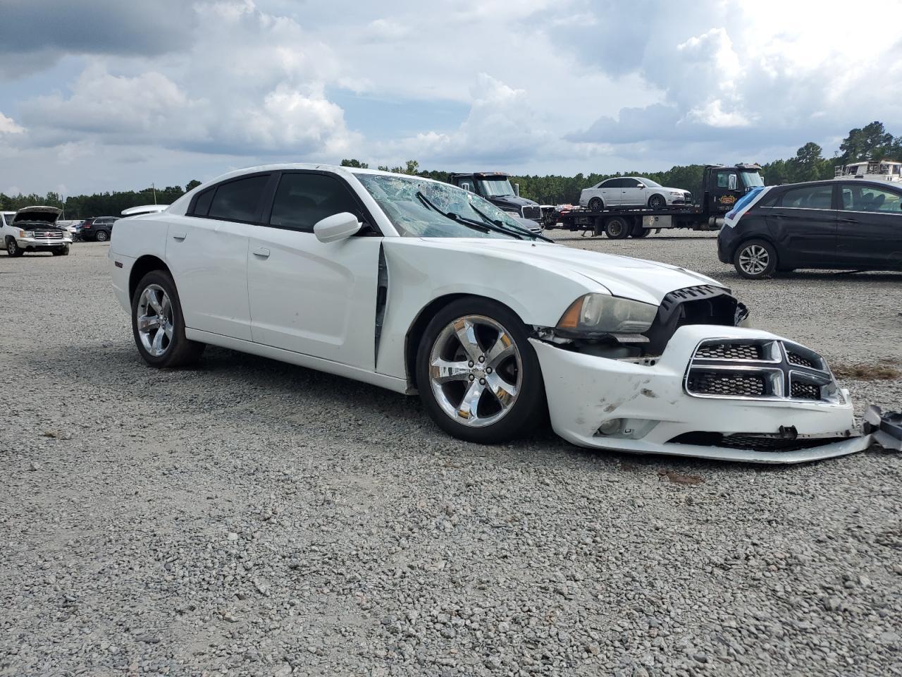2014 Dodge Charger Sxt - Фото 4