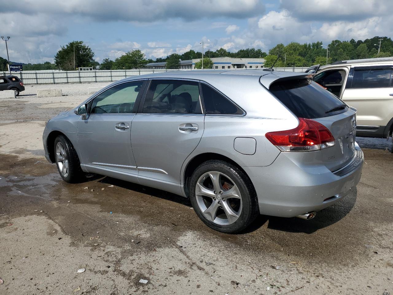 2015 Toyota Venza Le - Фото 2