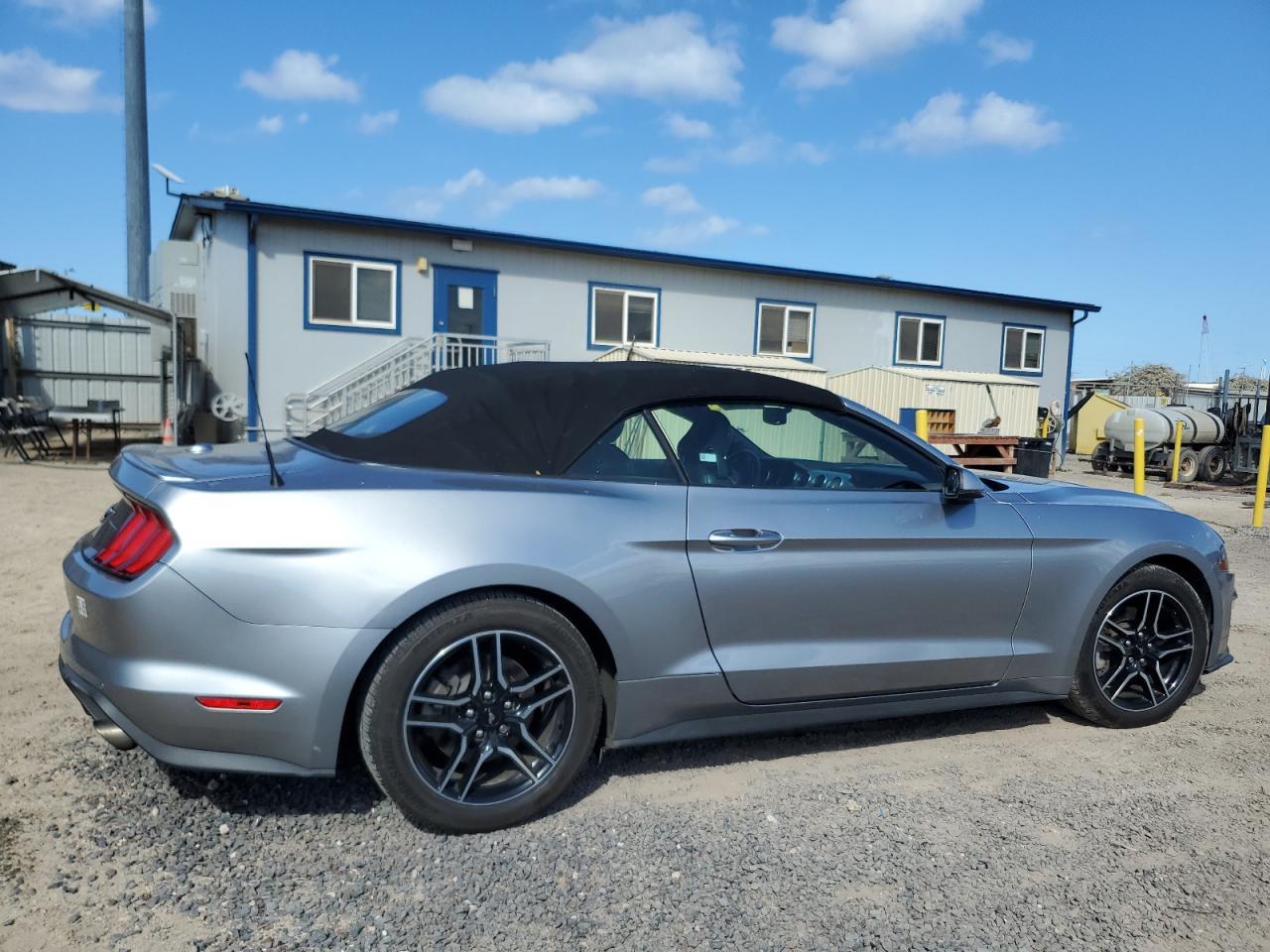 2020 Ford Mustang - Image 3