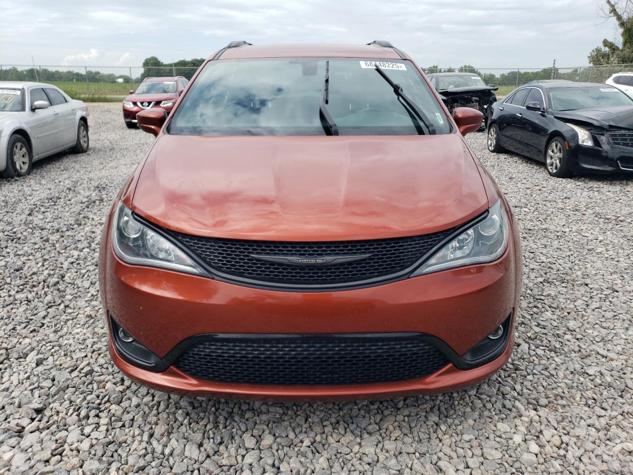 2018 Chrysler Pacifica Touring L - Фото 5