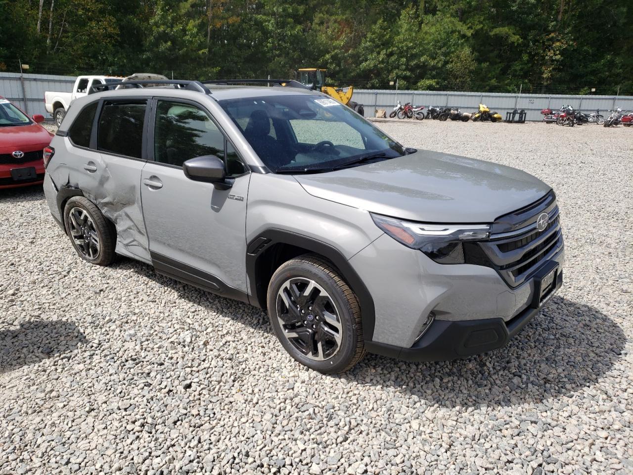 2025 Subaru Forester Premium - Image 4