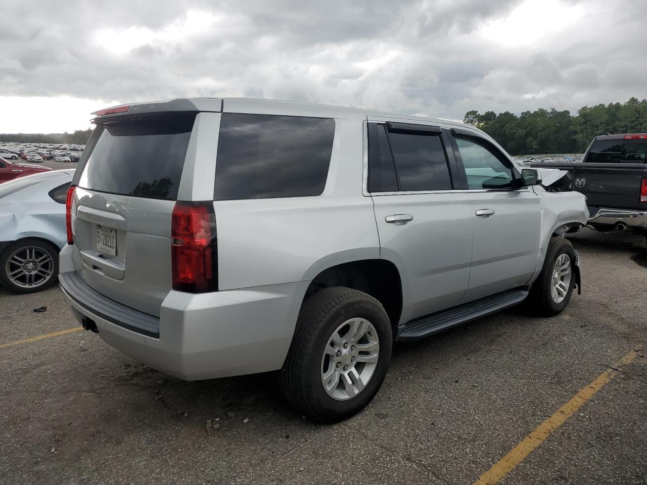 2020 Chevrolet Tahoe Special - Фото 3