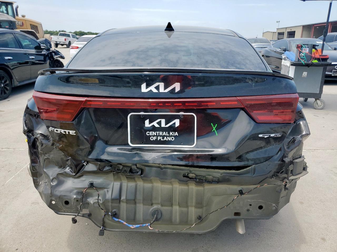 2024 Kia Forte Gt Line - Image 6