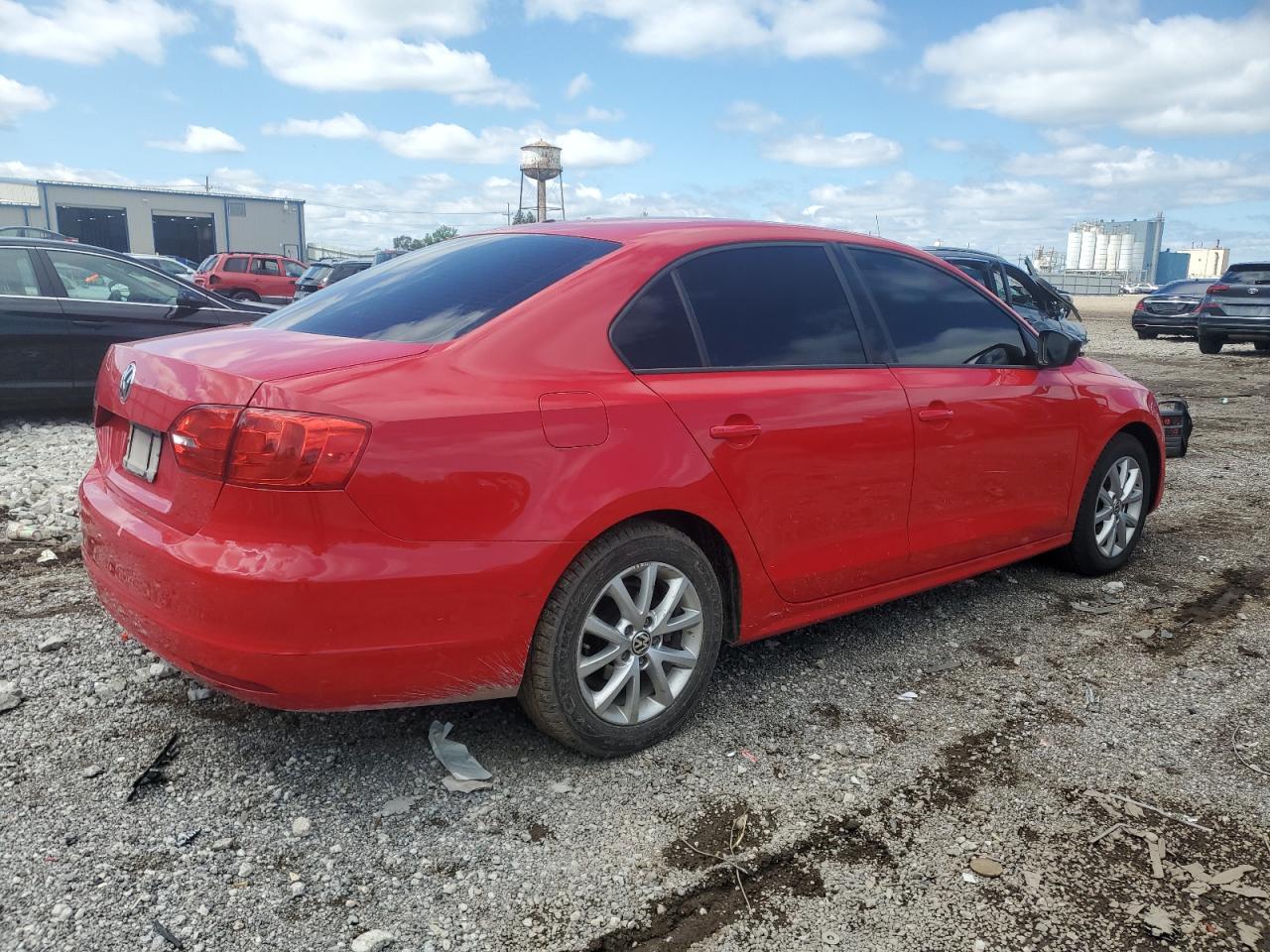 2014 Volkswagen Jetta Base - Image 3