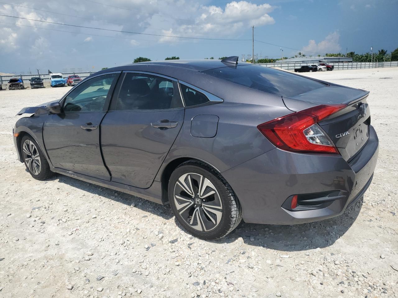2016 Honda Civic Ex - Фото 2