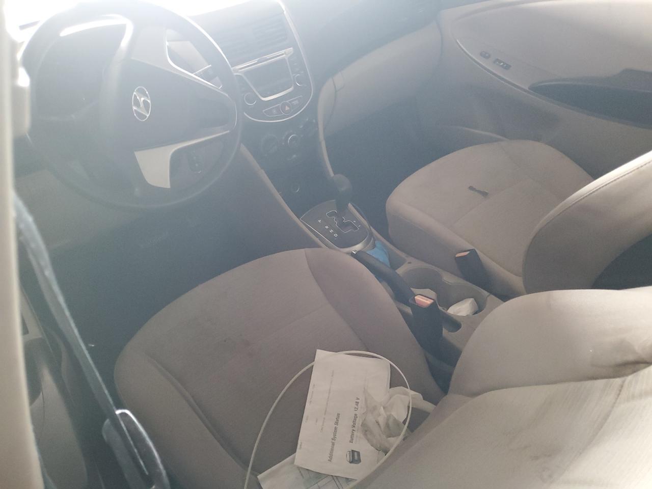 2016 Hyundai Accent Se - Фото 7