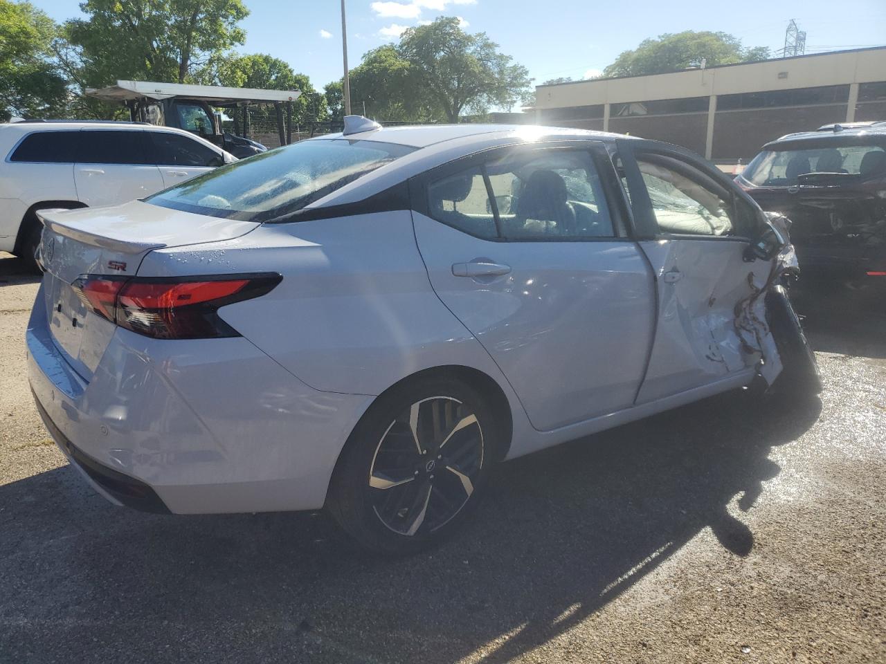 2024 Nissan Versa Sr - Фото 3
