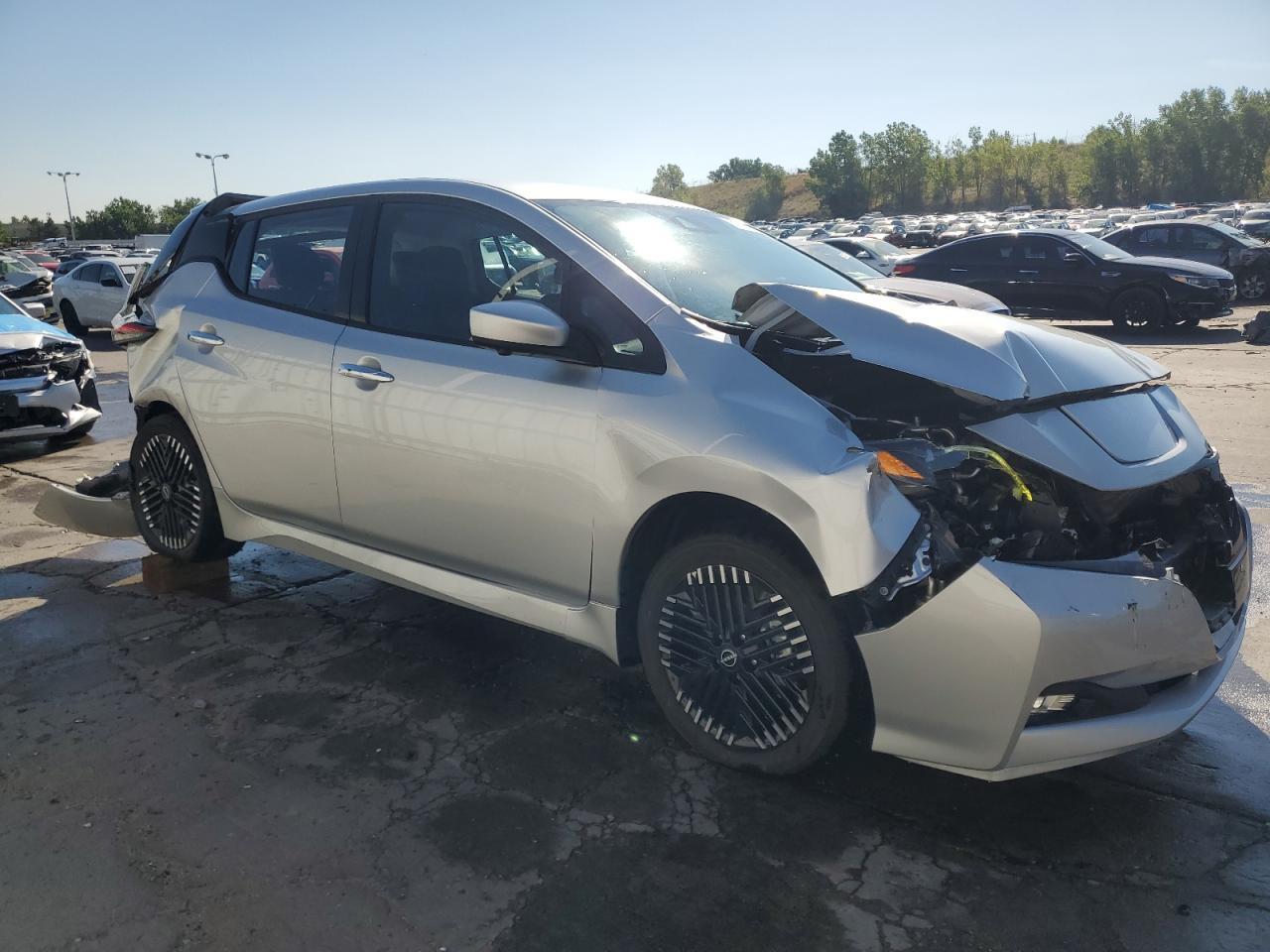 2025 Nissan Leaf Sv Plus - Image 4