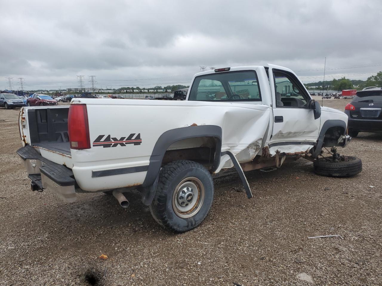 1998 Chevrolet Gmt-400 K2500 - Фото 3