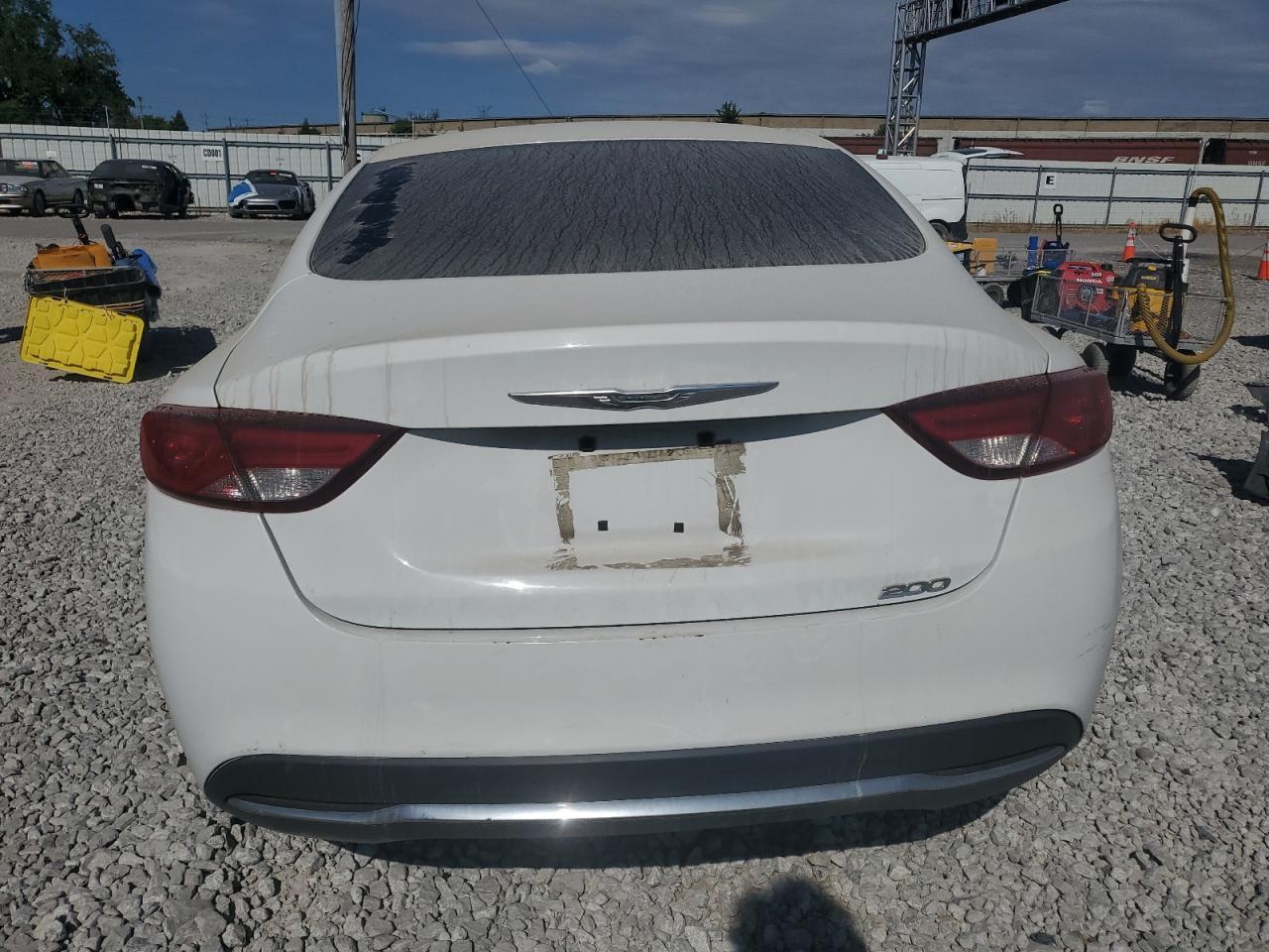 2015 Chrysler 200 Limited Limited - Фото 6