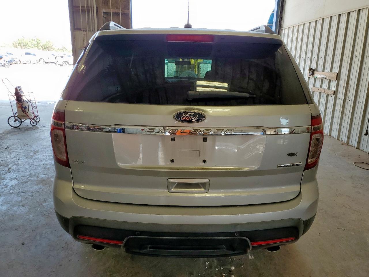 2015 Ford Explorer Xlt - Image 6