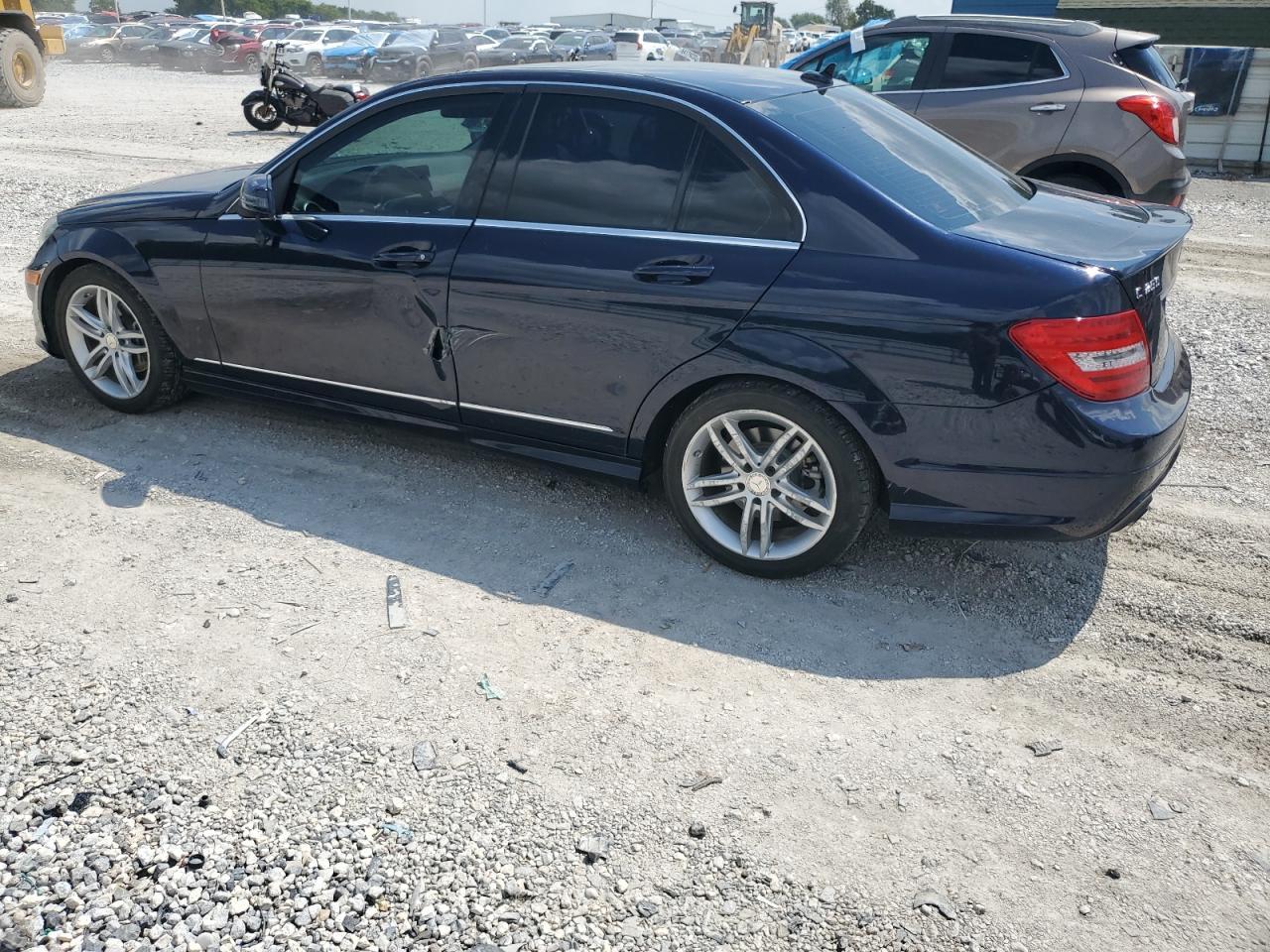 2013 Mercedes-Benz C 250 - Image 2