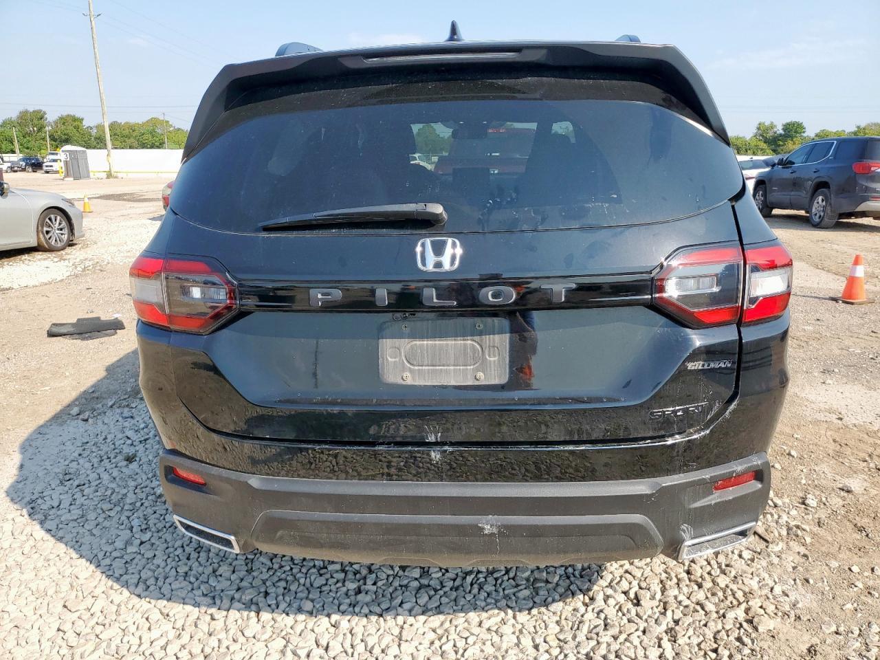 2024 Honda Pilot Sport - Image 6