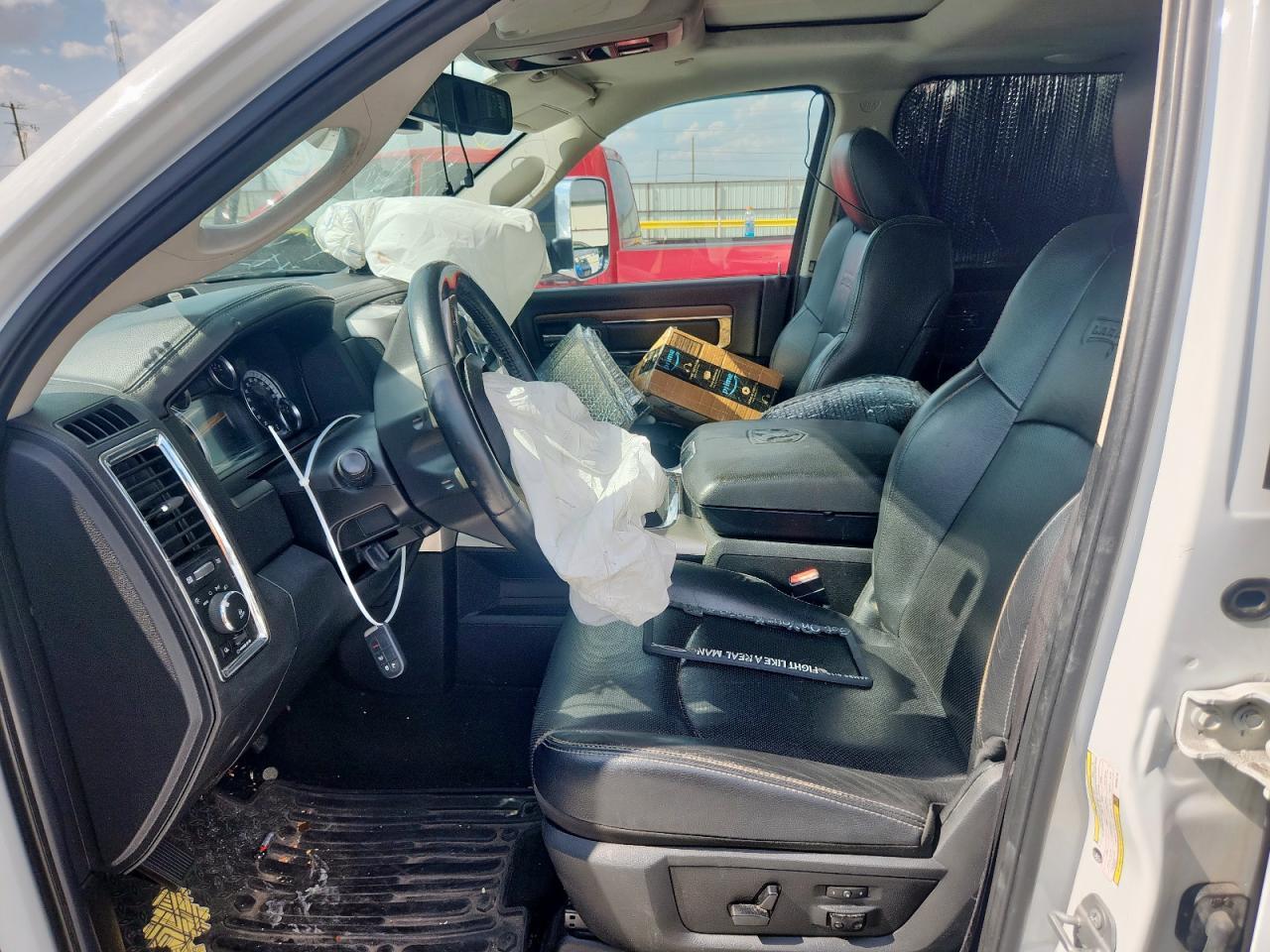 2017 Ram 3500 Laramie - Фото 7