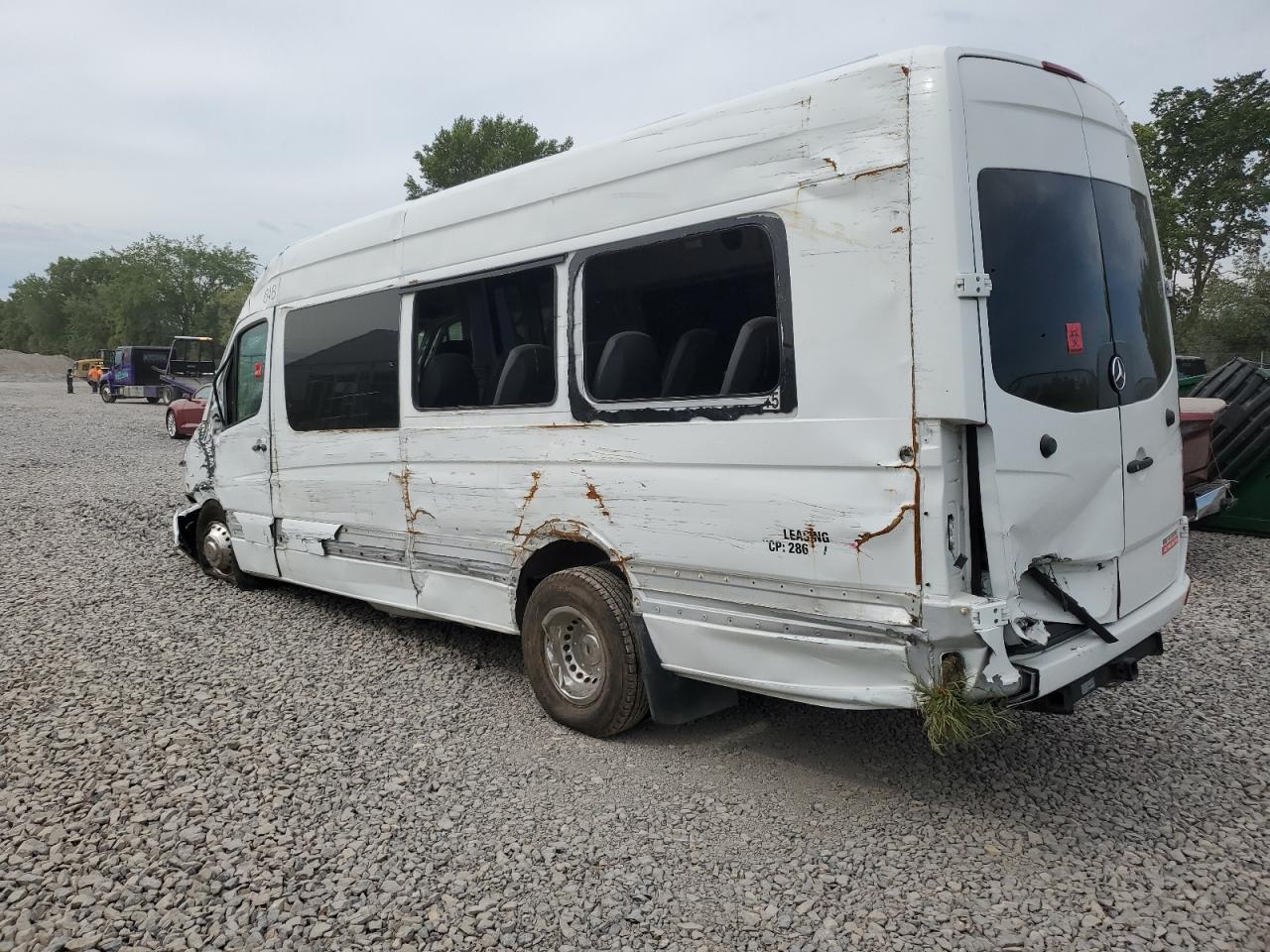 2012 Mercedes-Benz Sprinter 3500 - Фото 2