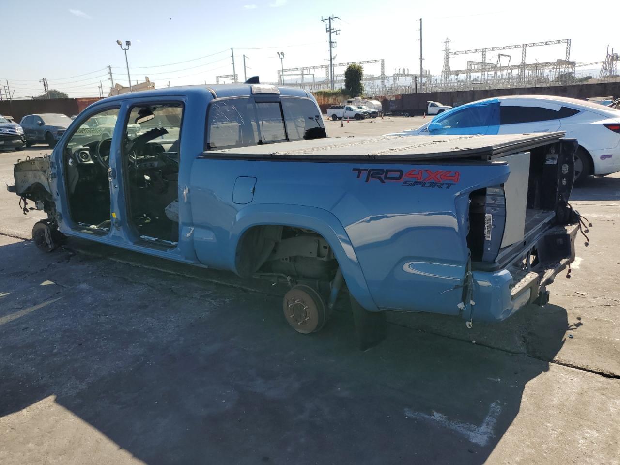 2019 Toyota Tacoma Double Cab - Фото 2