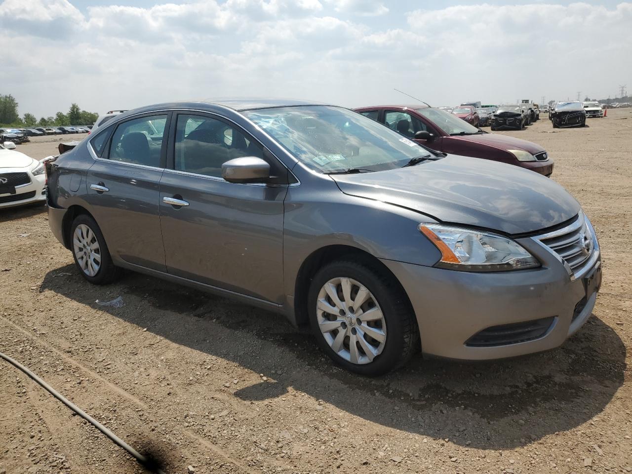 2015 Nissan Sentra S - Фото 4