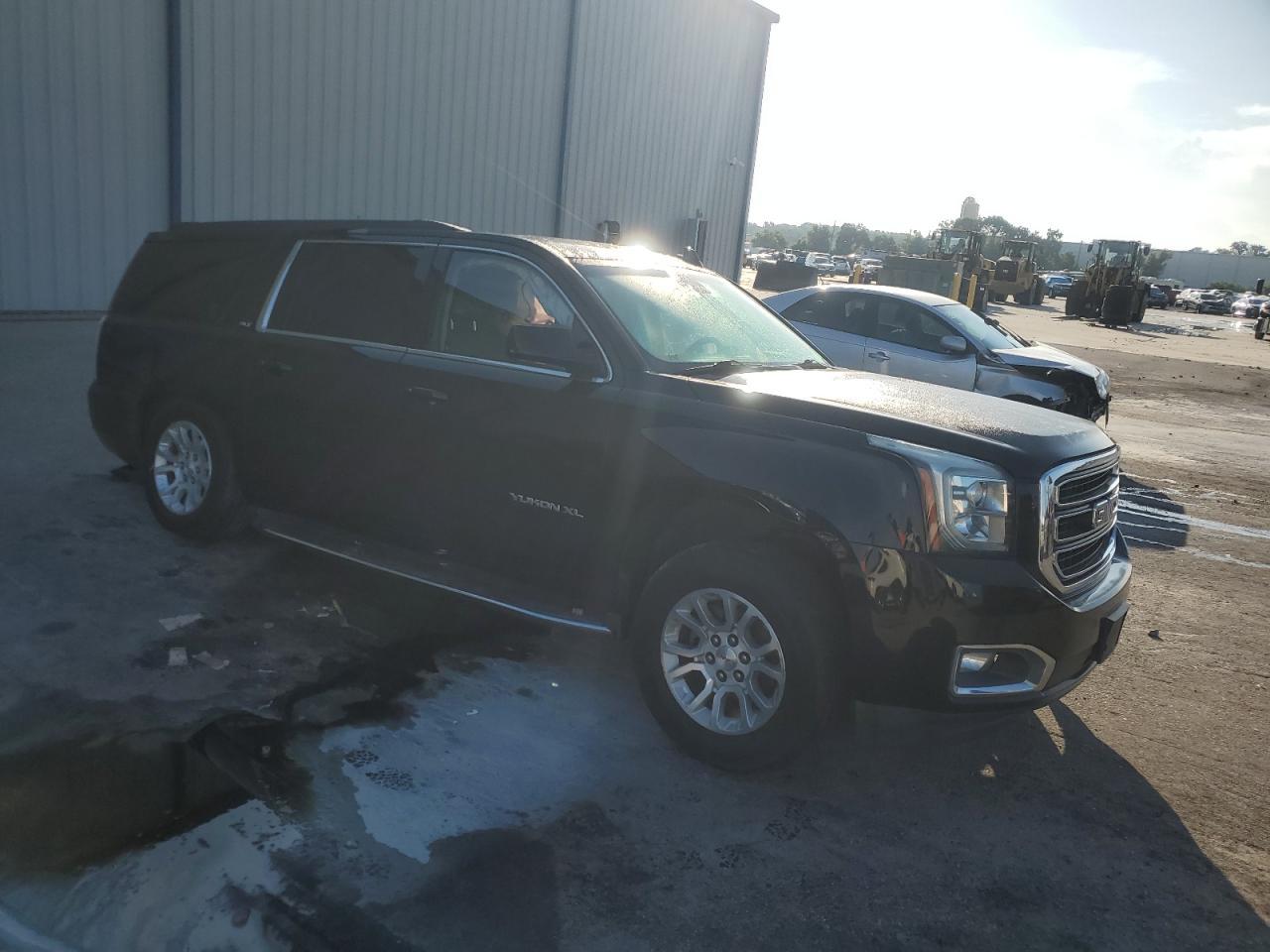 2018 GMC Yukon Xl C1500 Slt - Фото 4
