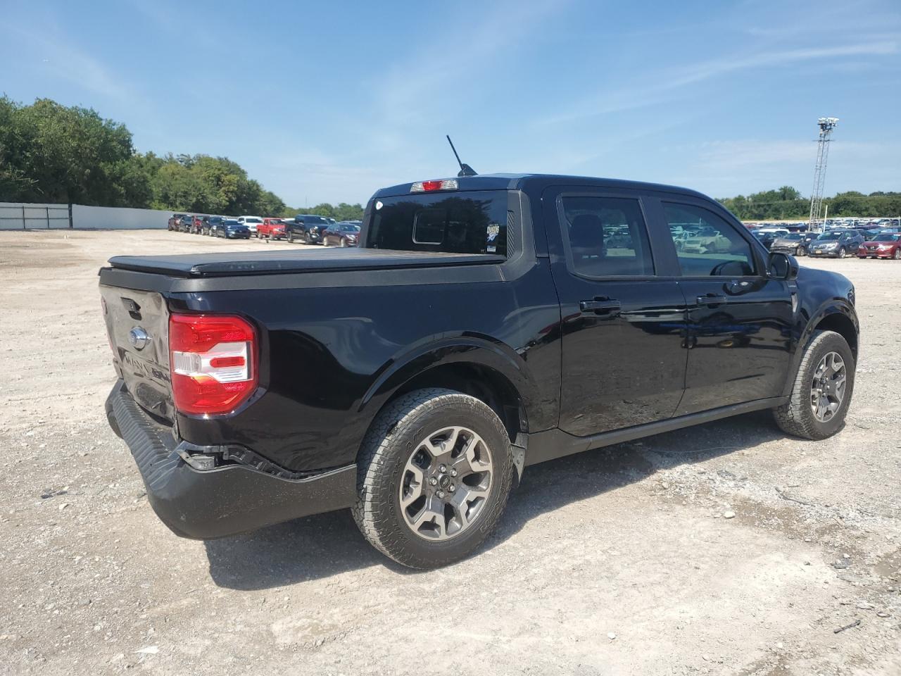 2024 Ford Maverick Lariat - Image 3