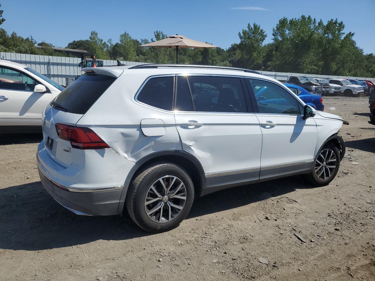 2018 Volkswagen Tiguan Se - Image 3