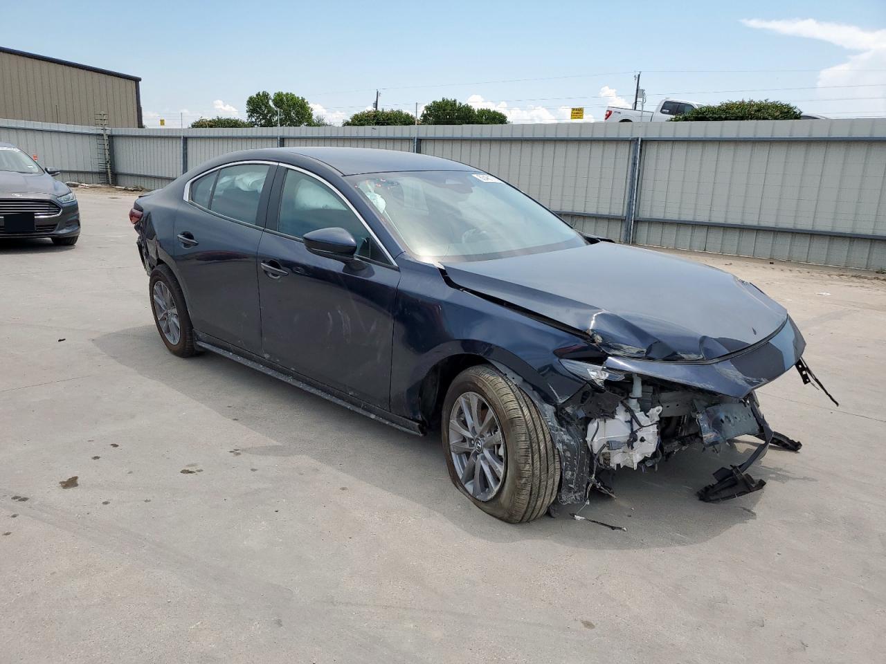2025 Mazda 3 - Image 4