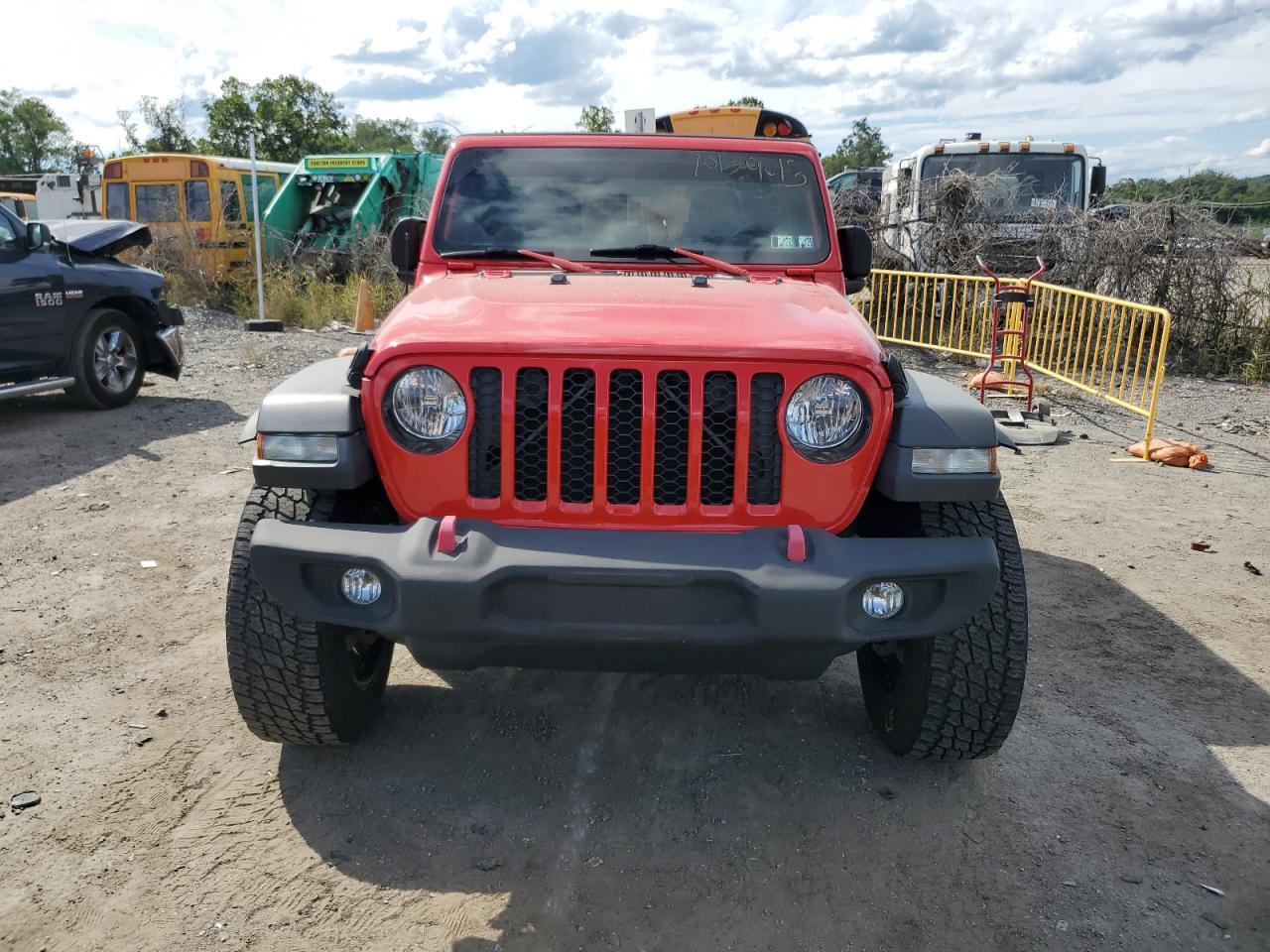 2020 Jeep Gladiator Sport - Фото 5