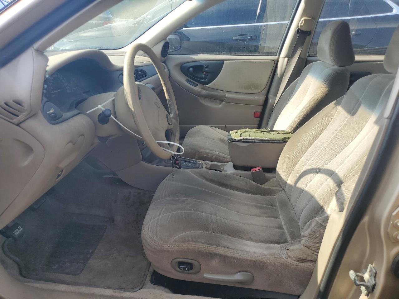 2005 Chevrolet Classic - Фото 7