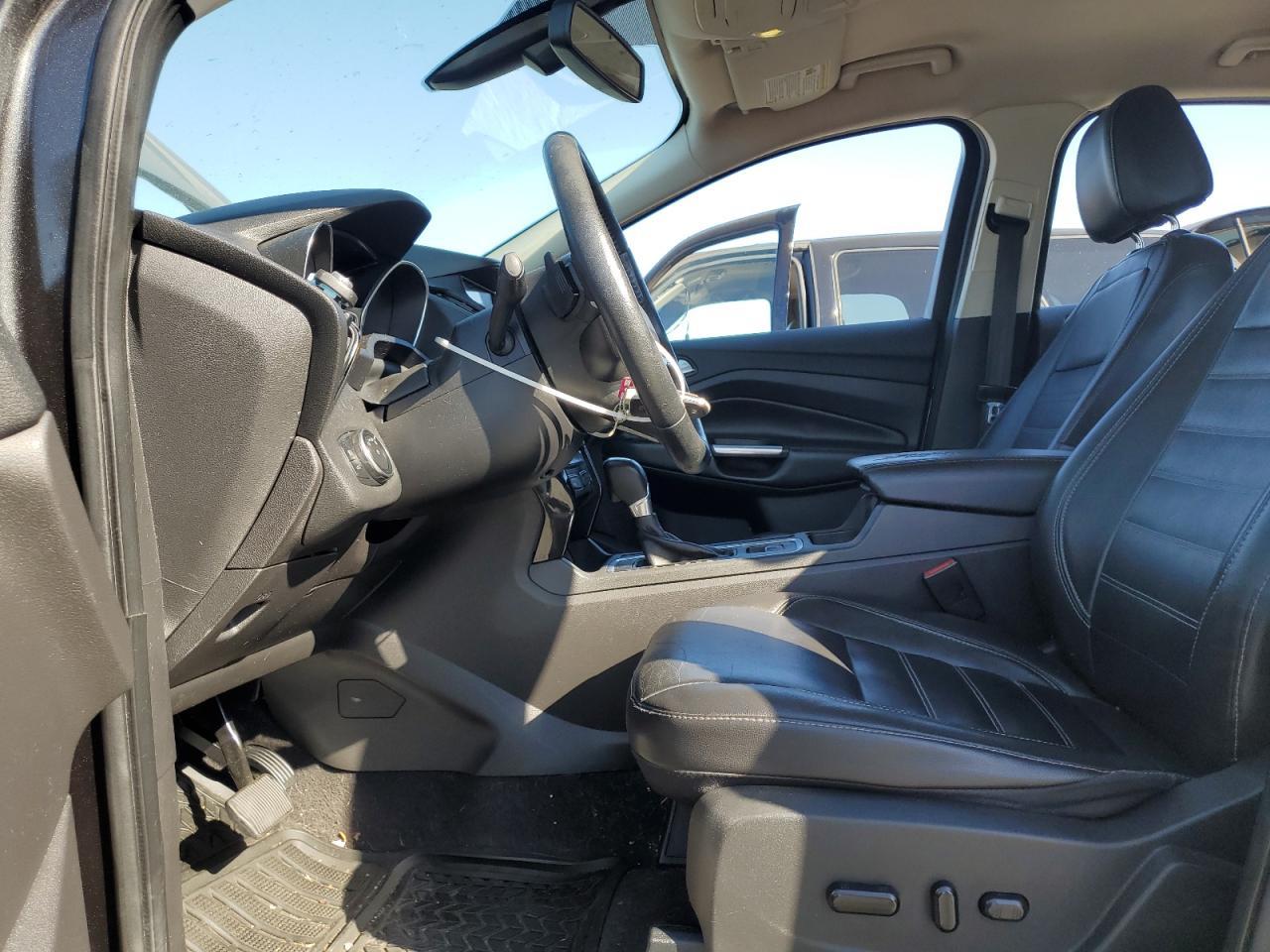 2017 Ford Escape Titanium - Image 7