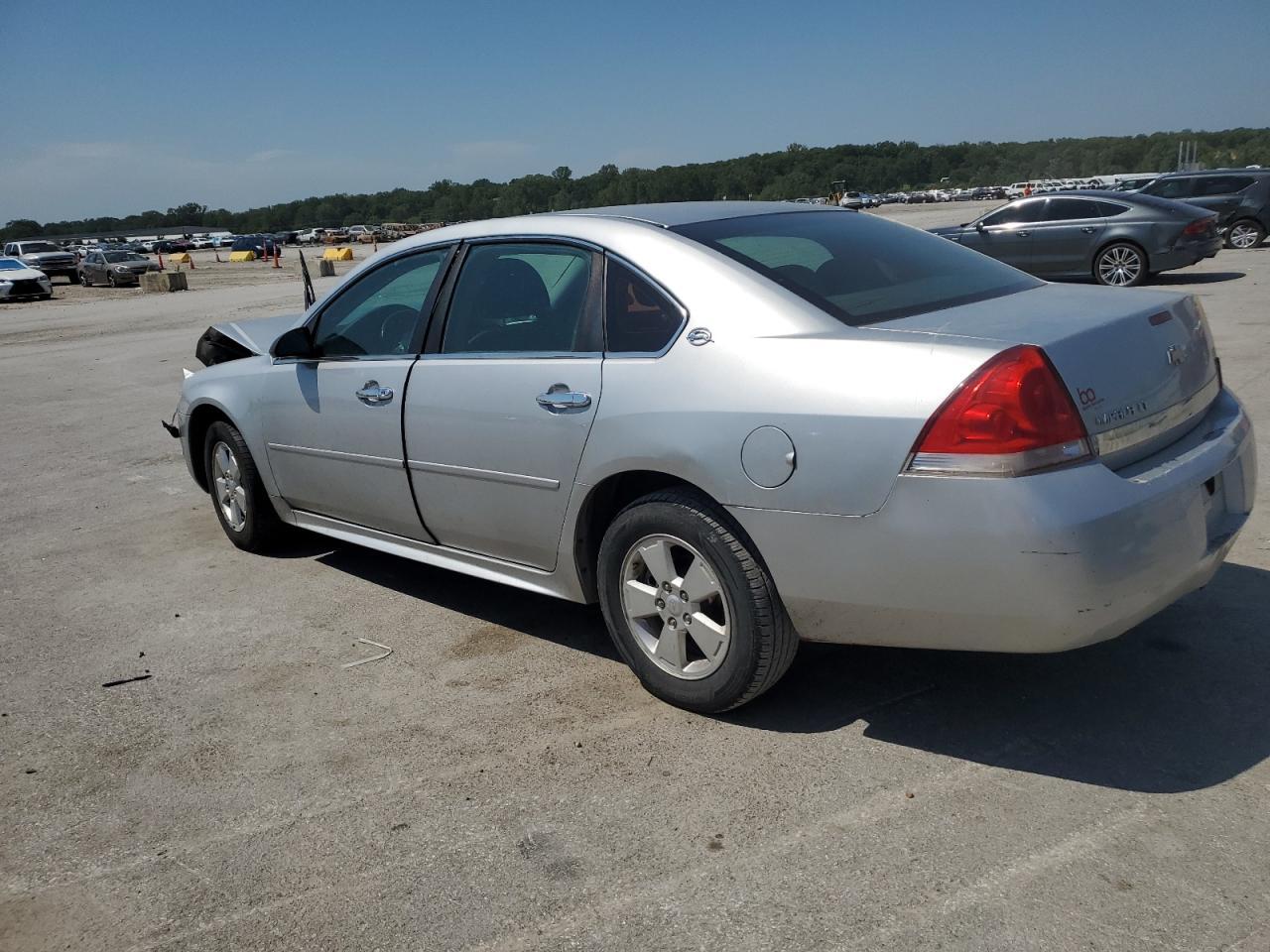 2011 Chevrolet Impala Lt - Фото 2