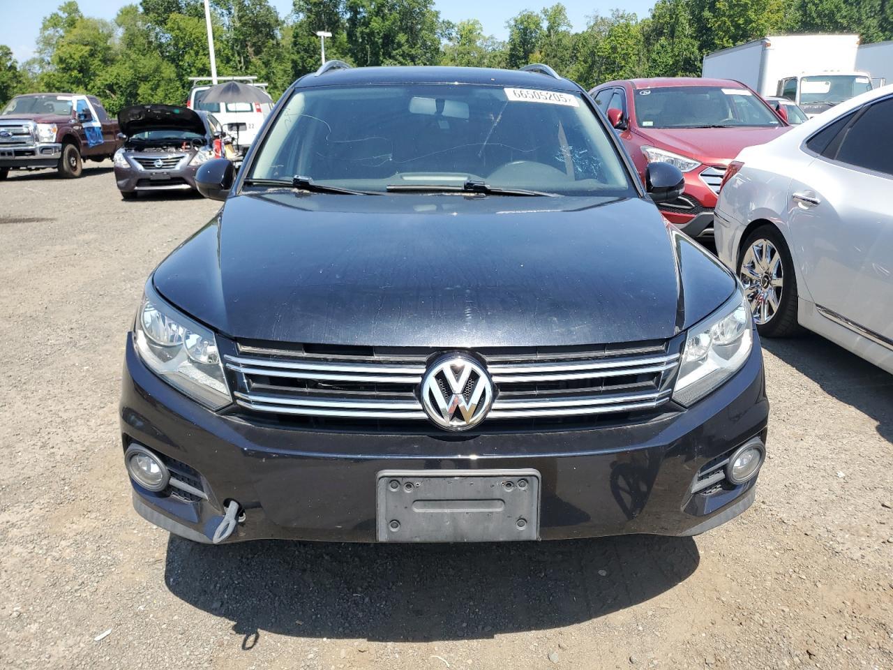 2014 Volkswagen Tiguan S - Фото 5