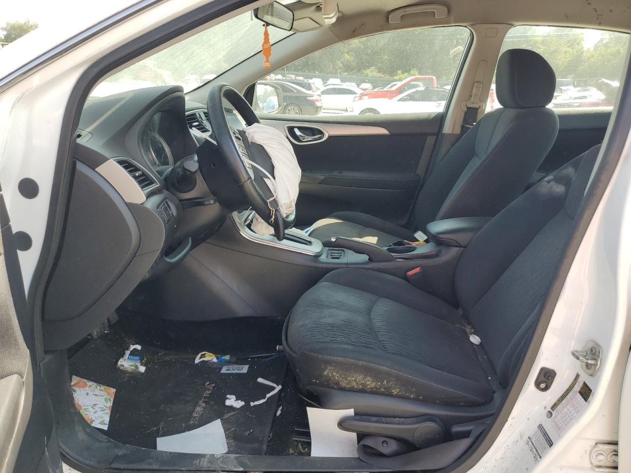 2015 Nissan Sentra S - Image 7