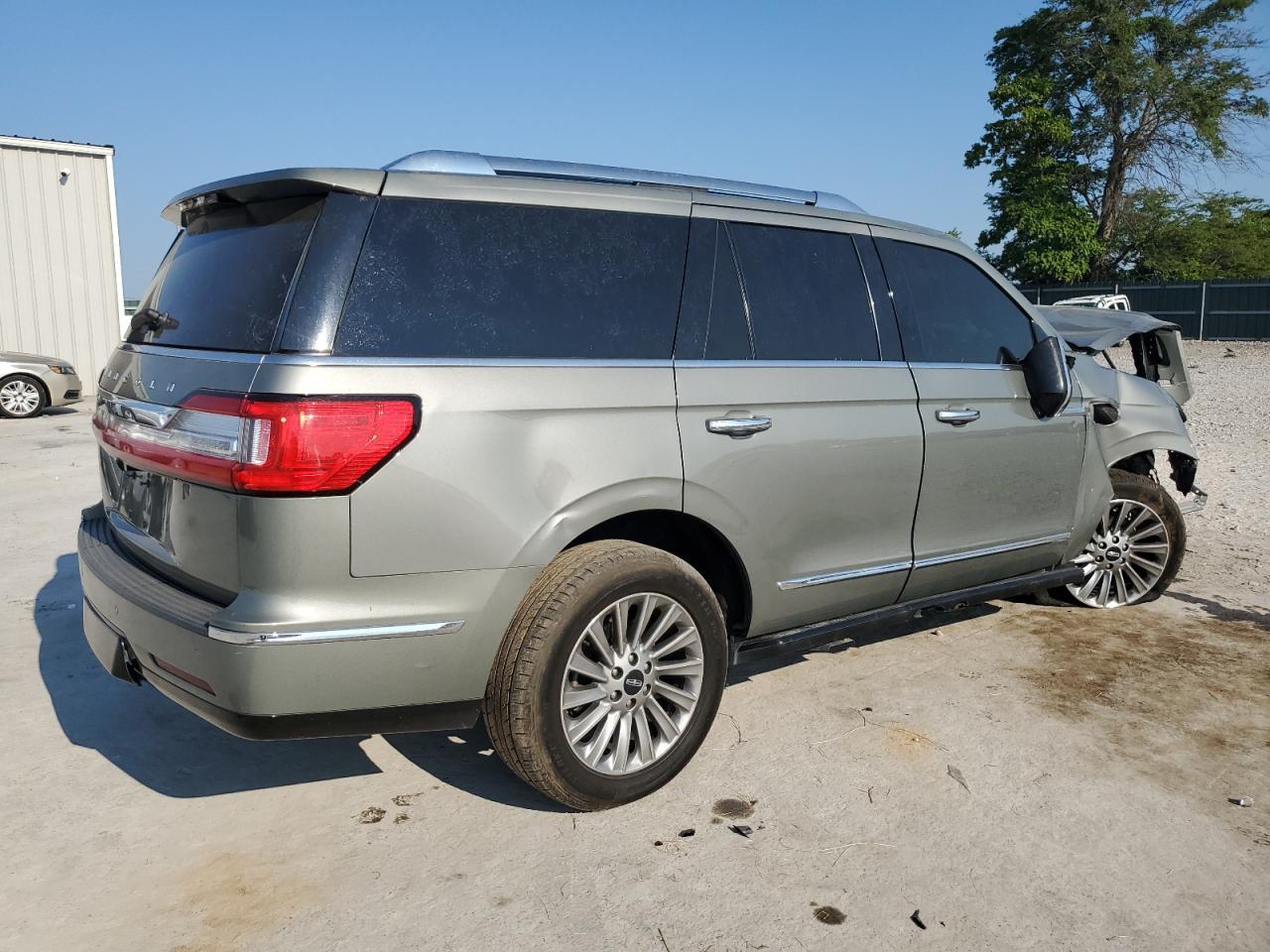 2019 Lincoln Navigator - Фото 3