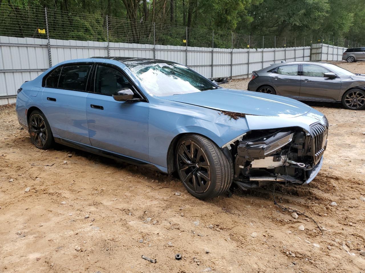 2024 BMW 760 Xi - Image 4