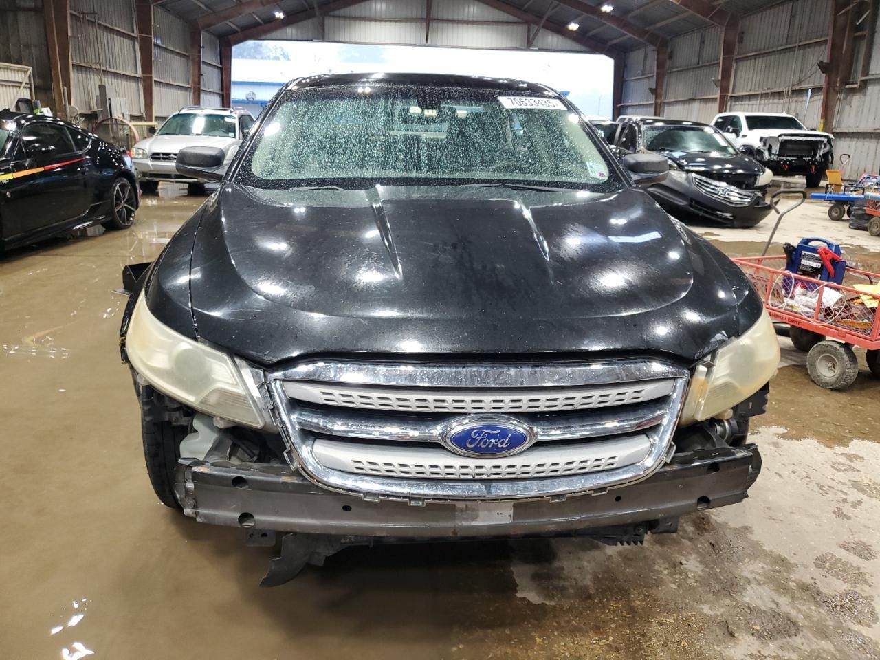 2012 Ford Taurus Se - Фото 5