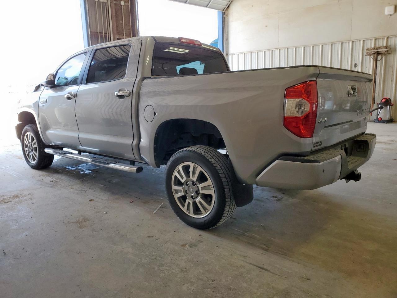 2014 Toyota Tundra Crewmax Platinum - Фото 2