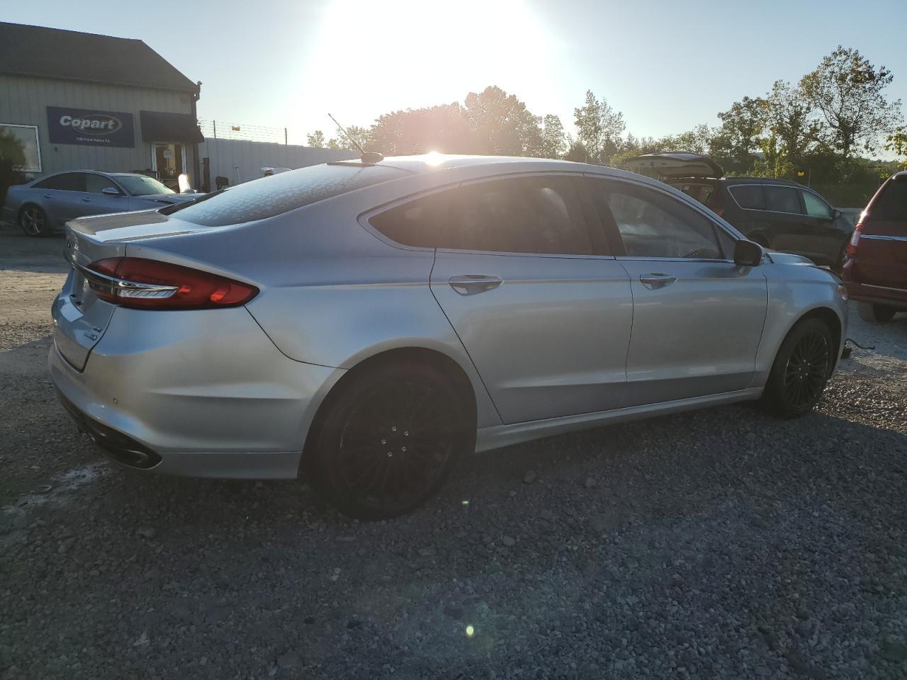 2017 Ford Fusion Se - Фото 3