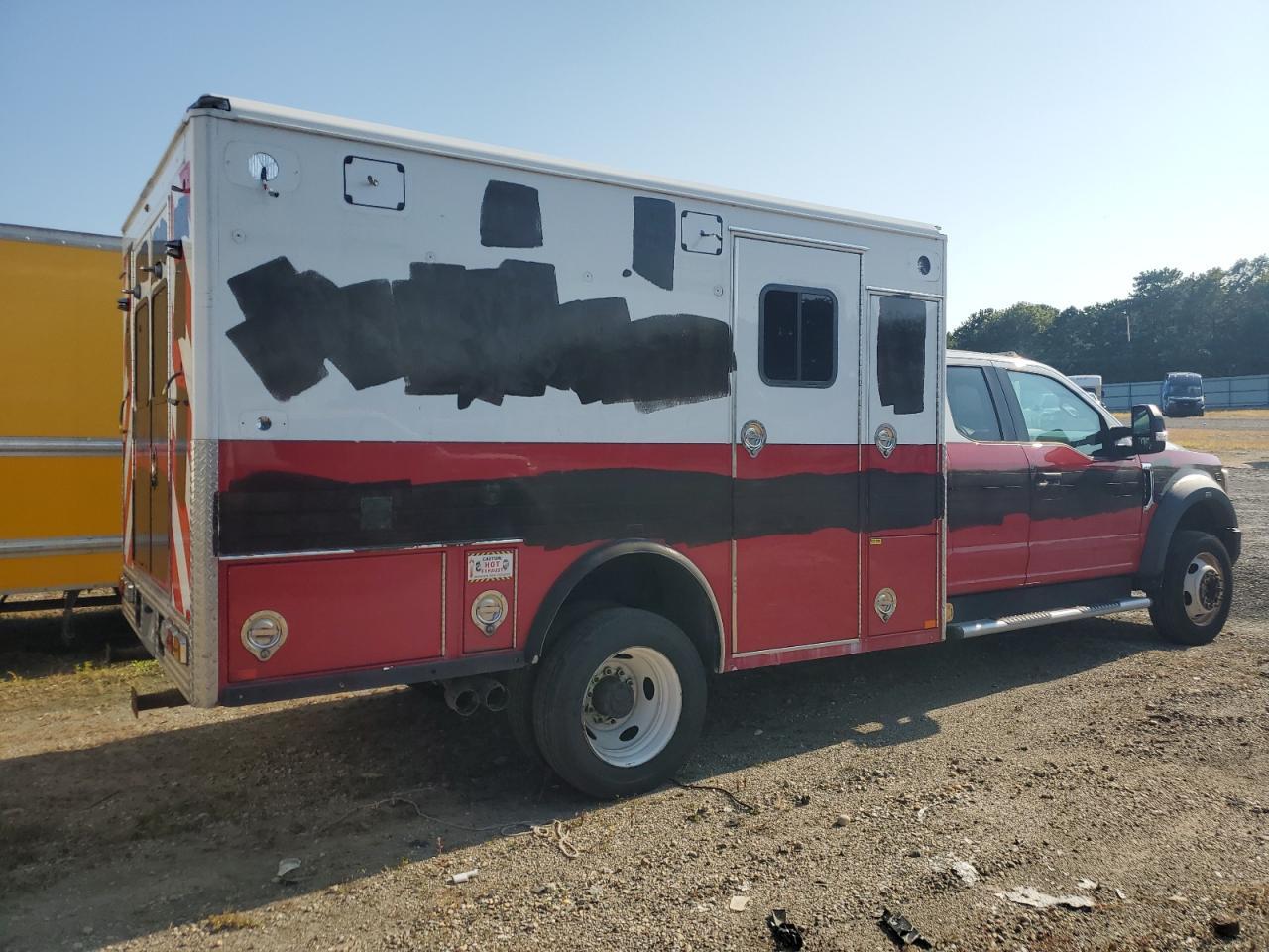 2017 Ford F550 Super Duty - Фото 3