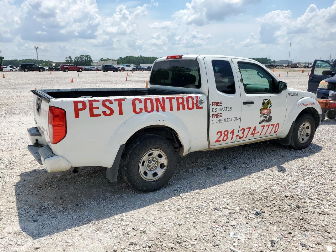 2017 Nissan Frontier S - Image 3