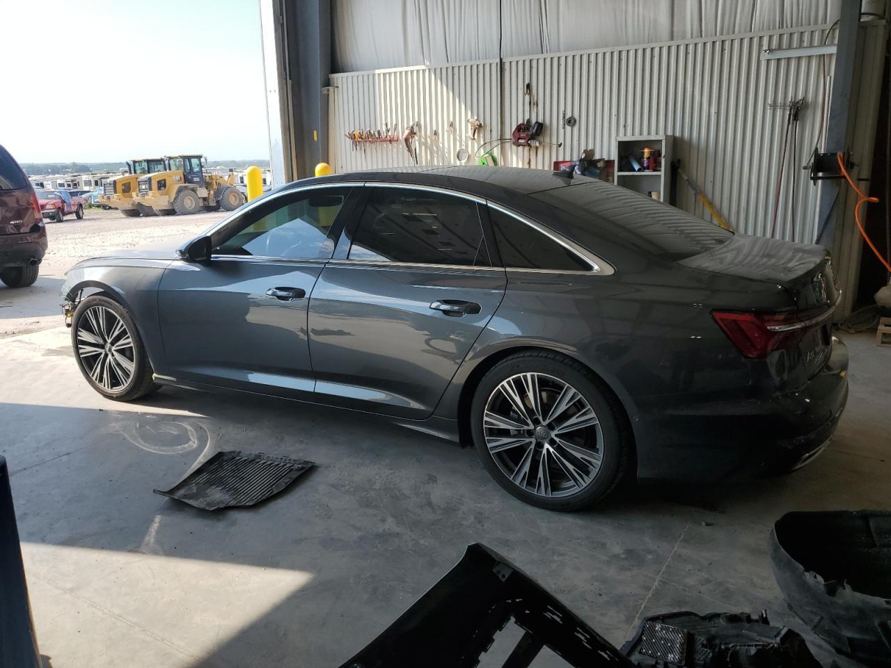 2019 Audi A6 Prestige - Фото 2