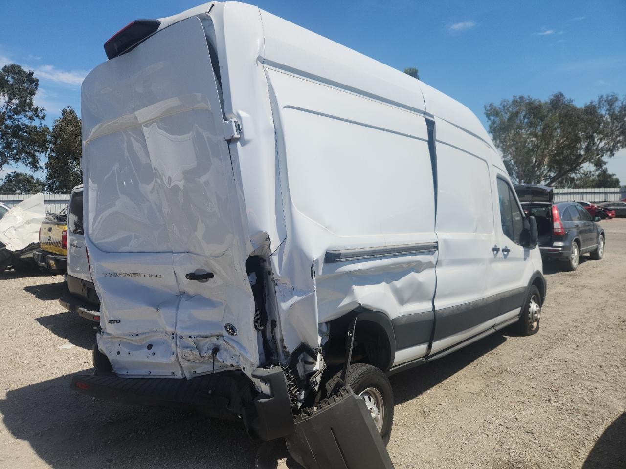 2023 Ford Transit T-250 - Фото 3
