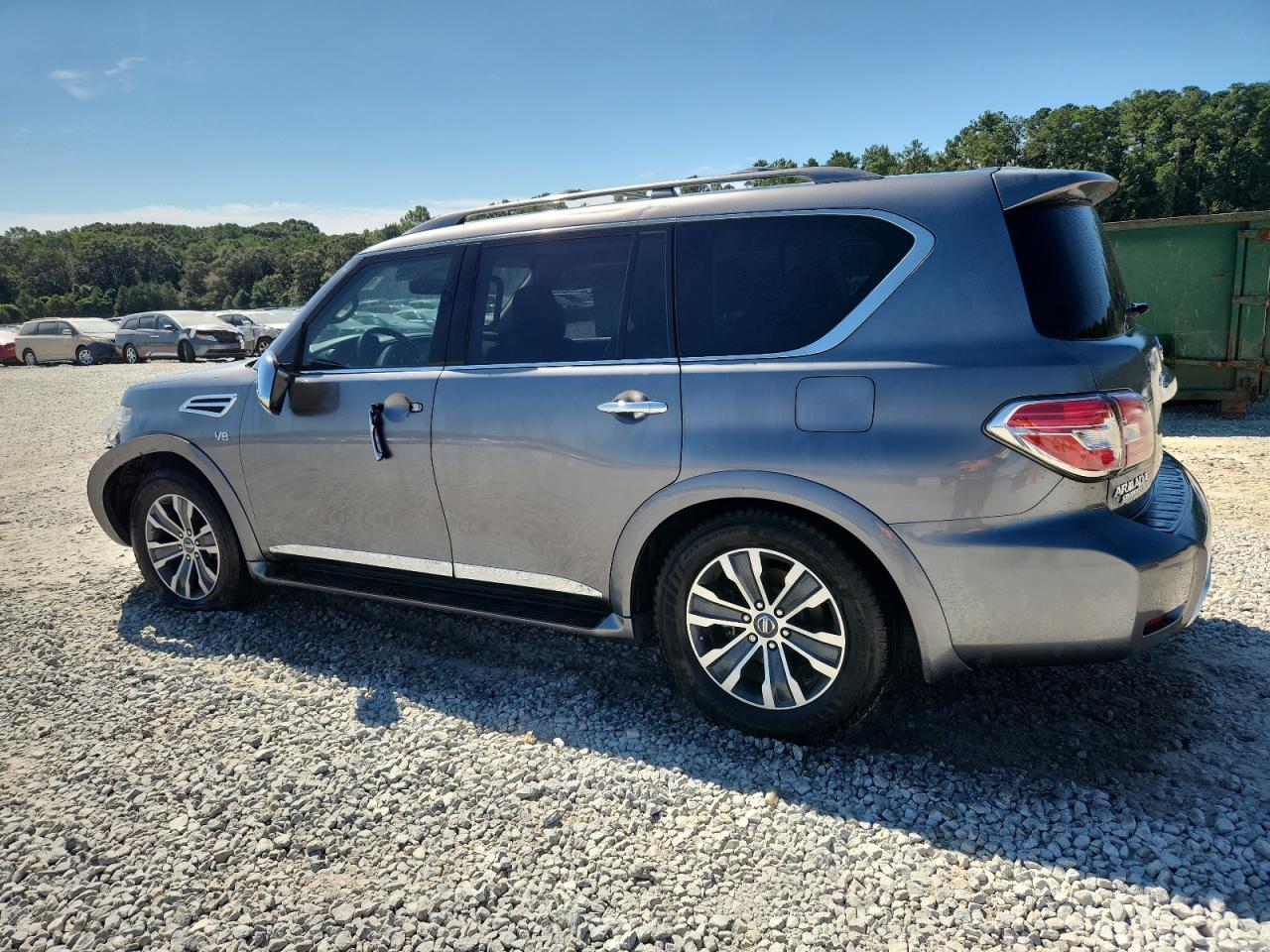 2018 Nissan Armada Sv - Image 2