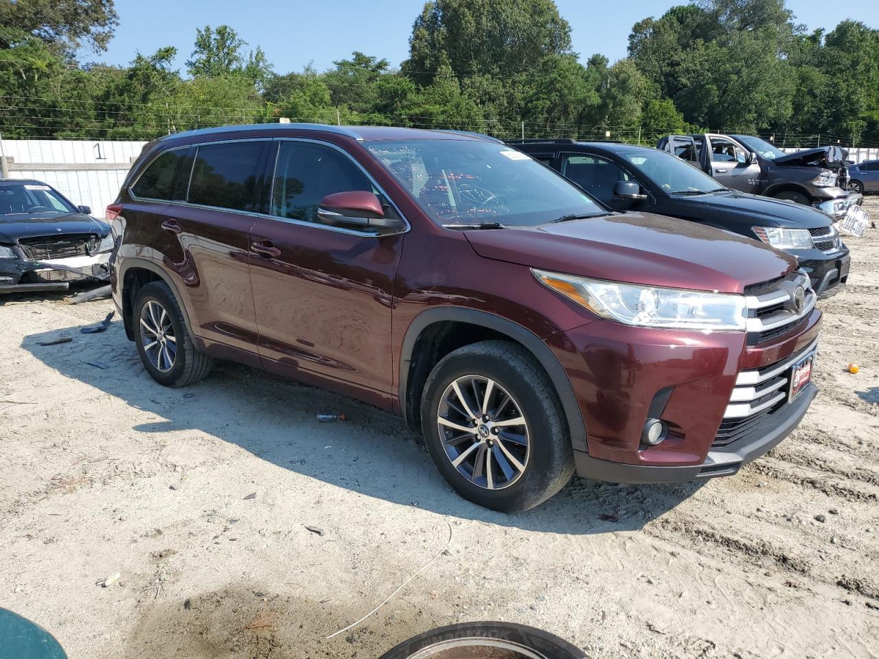 2018 Toyota Highlander Se - Image 4