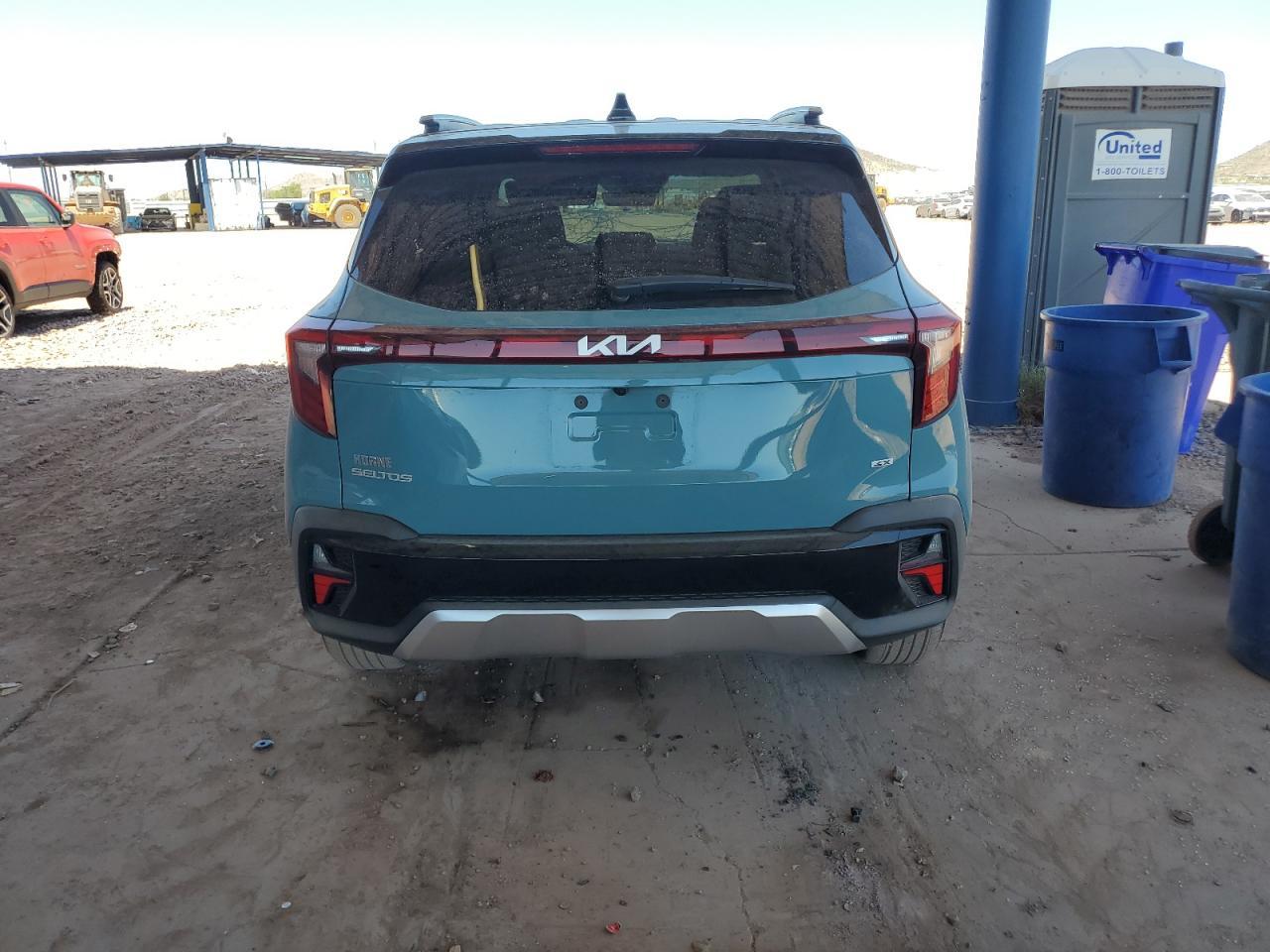 2025 Kia Seltos S - Image 6