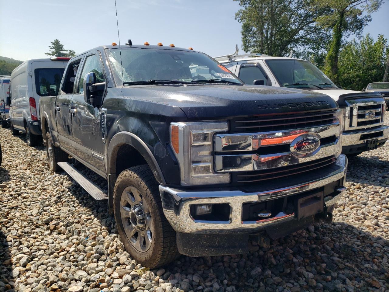 2019 Ford F350 Super Duty - Image 4