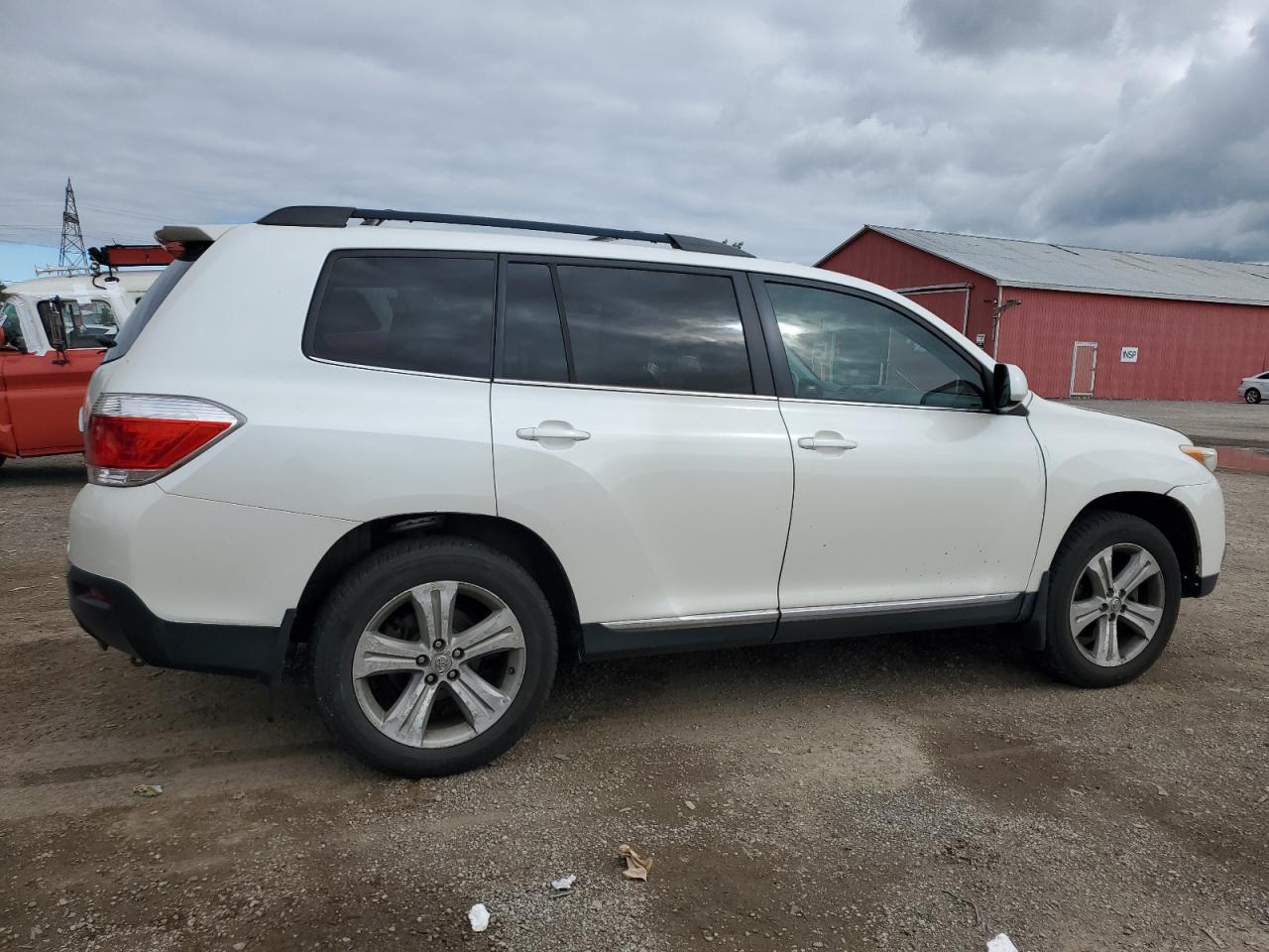 2012 Toyota Highlander Base - Image 3