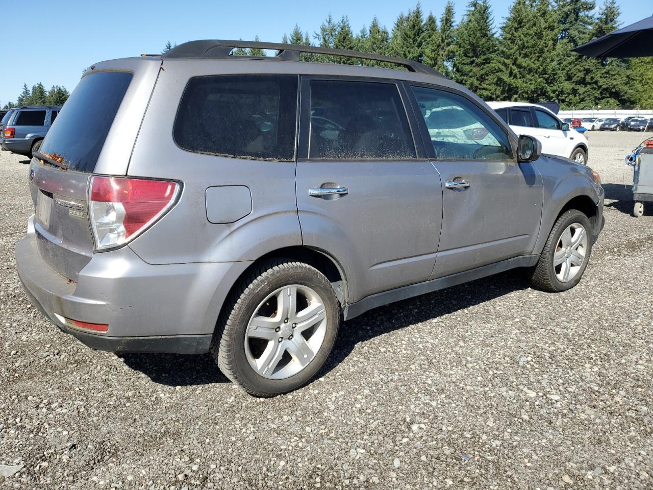 2010 Subaru Forester 2.5X Premium - Фото 3