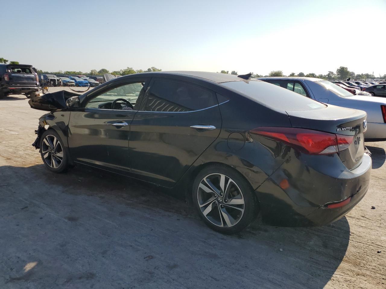 2015 Hyundai Elantra Se - Image 2