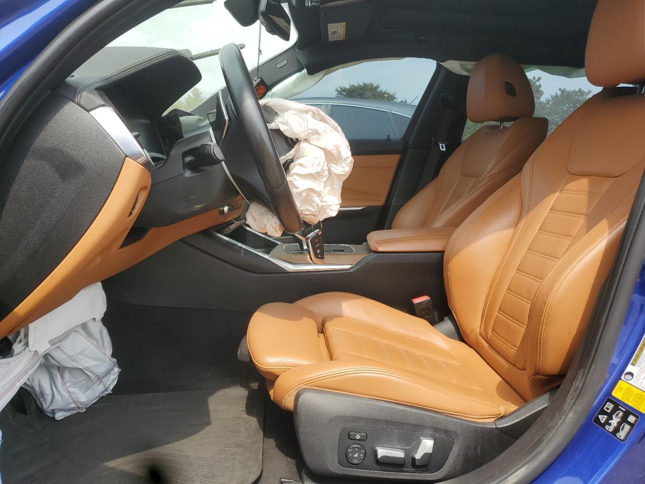 2019 BMW 330Xi - Фото 7